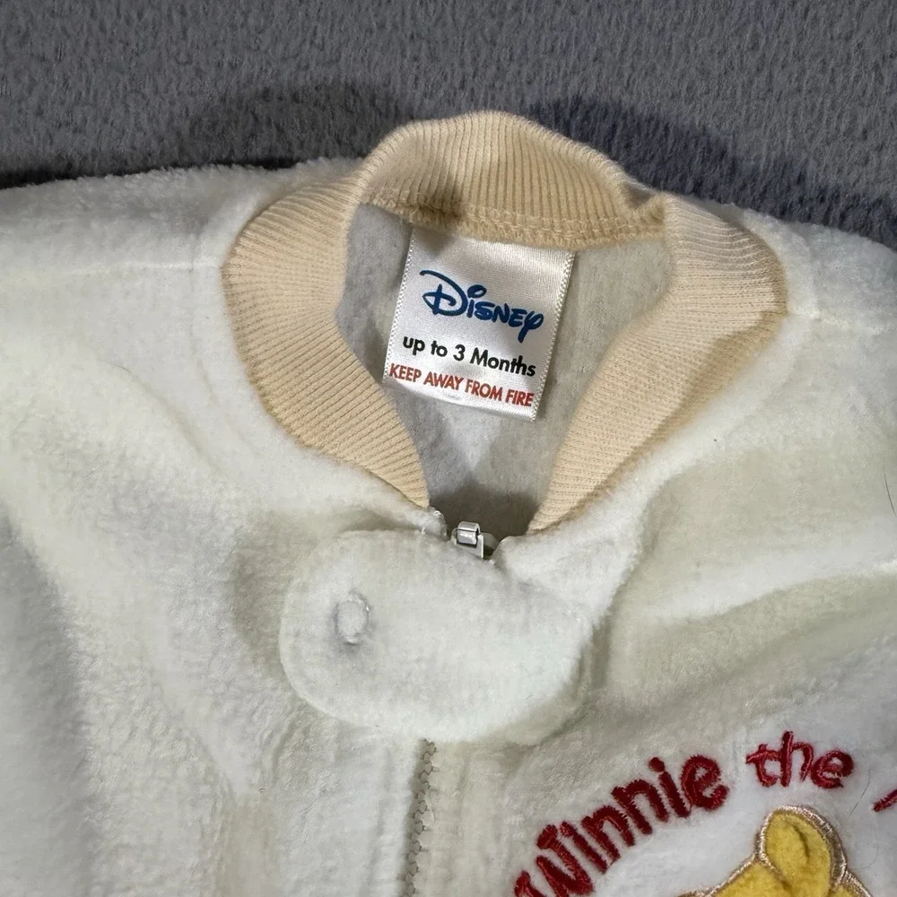 VTG Disney Baby Winnie the Pooh Yellow Sleeper Size 3 Months with Zippered Front
